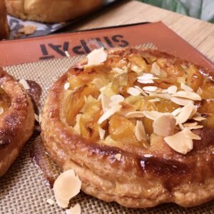 Tarte fine aux mirabelles - Emma Duvéré