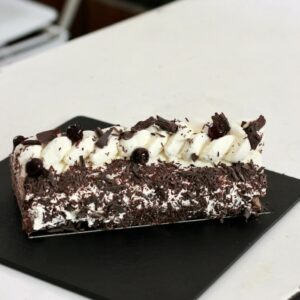 Bûche forêt noire - Emma Duvéré